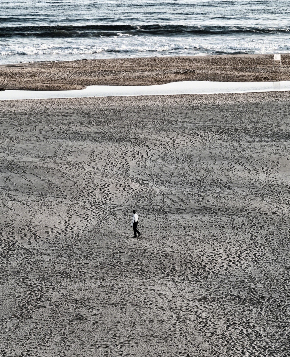 I See the Sea